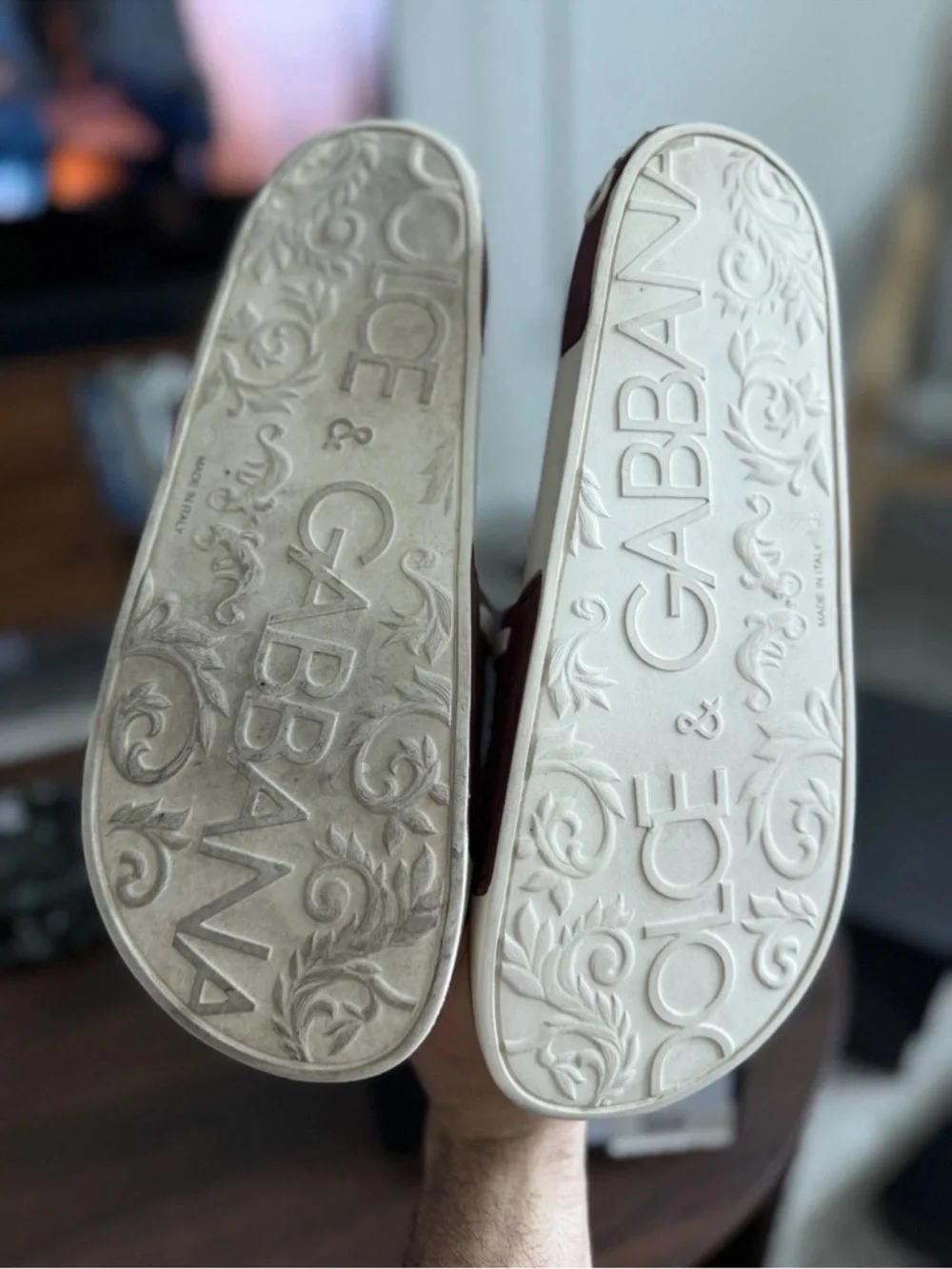 Dolce & Gabbana Cream and Burgundy D&G Logo Slide Sandals